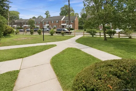 117 Robins Road New Rochelle NY 10801