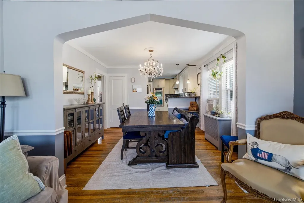 43 Devon Street Malverne NY 11565