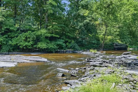 302 Powder Mill Bridge Road Kingston NY 12401
