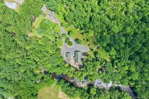 302 Powder Mill Bridge Road Kingston NY 12401