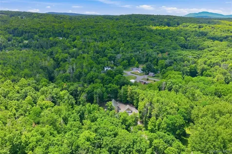 302 Powder Mill Bridge Road Kingston NY 12401