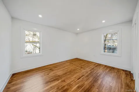 8 Rockaway Avenue Westbury NY 11590