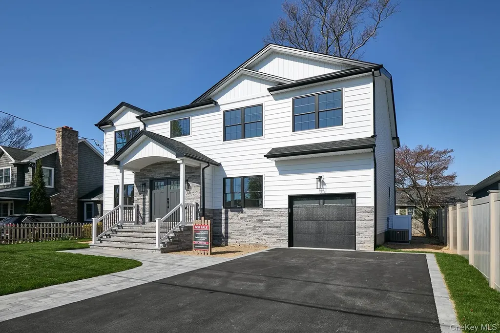 104 Maeder Avenue North Merrick NY 11566
