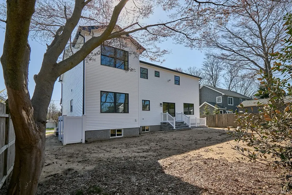 104 Maeder Avenue North Merrick NY 11566