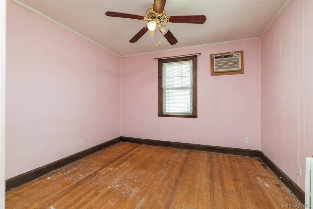 59 Hampton Road Lynbrook NY 11563