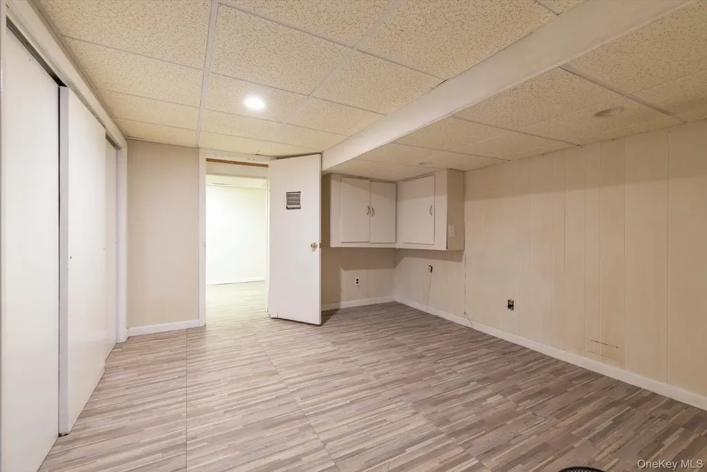 59 Hampton Road Lynbrook NY 11563