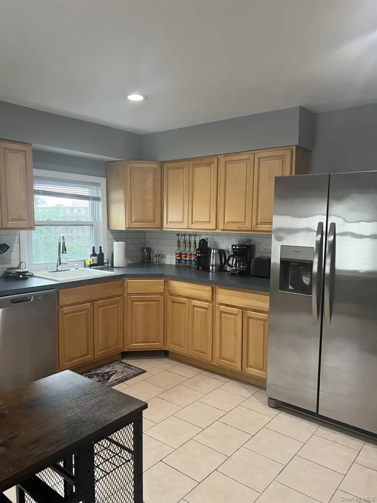 155 Lincoln Avenue Yonkers NY 10704