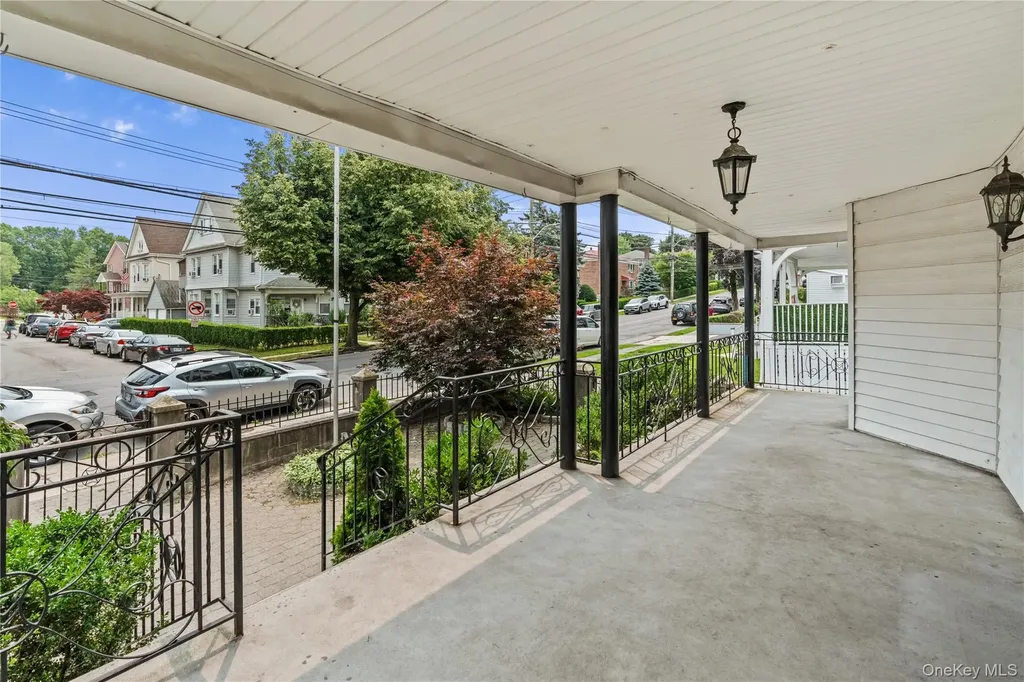 743 Palisade Avenue Yonkers NY 10703