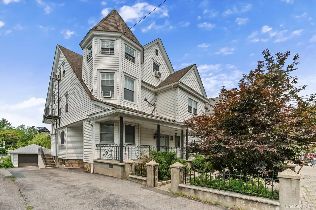 743 Palisade Avenue Yonkers NY 10703