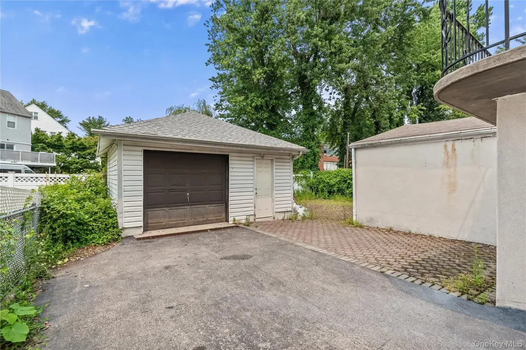 743 Palisade Avenue Yonkers NY 10703