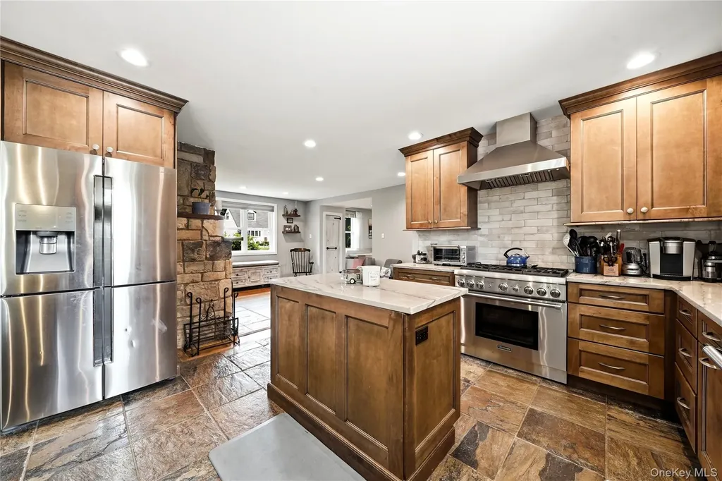 178 New Hampshire Avenue Massapequa NY 11758