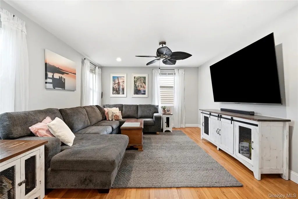 178 New Hampshire Avenue Massapequa NY 11758