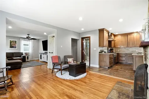 178 New Hampshire Avenue Massapequa NY 11758