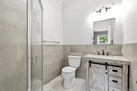 178 New Hampshire Avenue Massapequa NY 11758