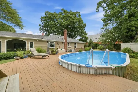 178 New Hampshire Avenue Massapequa NY 11758