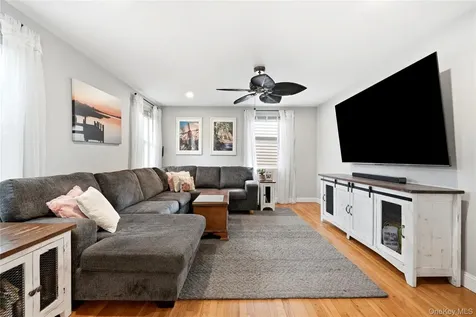 178 New Hampshire Avenue Massapequa NY 11758
