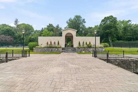 1 Scarsdale Road Tuckahoe NY 10707