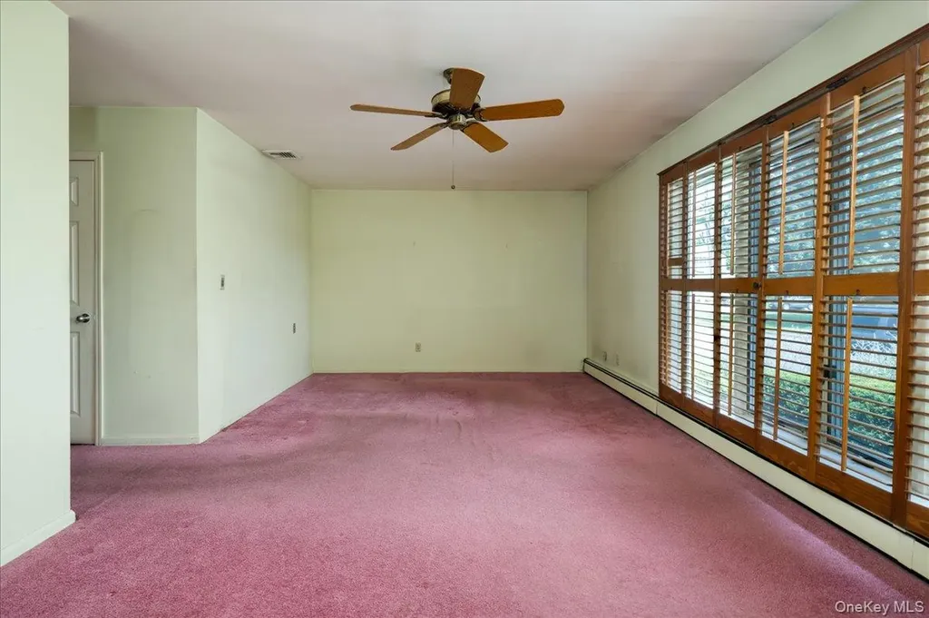 131 Oceanview Road East Rockaway NY 11518