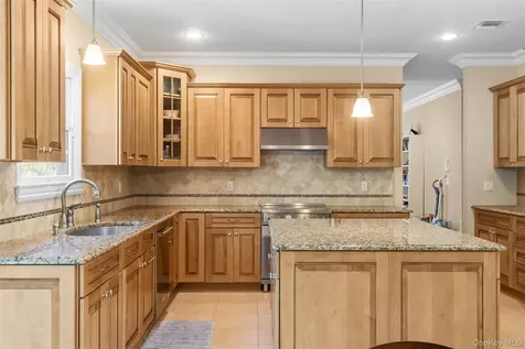 90 Caiola Court Greenport NY 11944