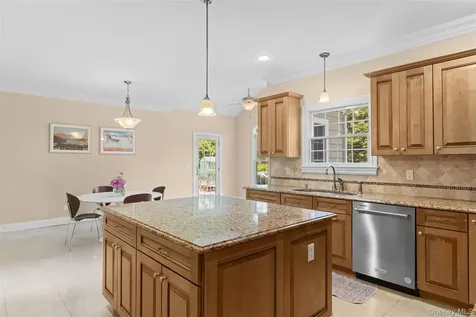 90 Caiola Court Greenport NY 11944