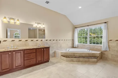 90 Caiola Court Greenport NY 11944