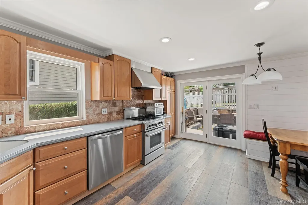 78 Tuckahoe Avenue Eastchester NY 10709
