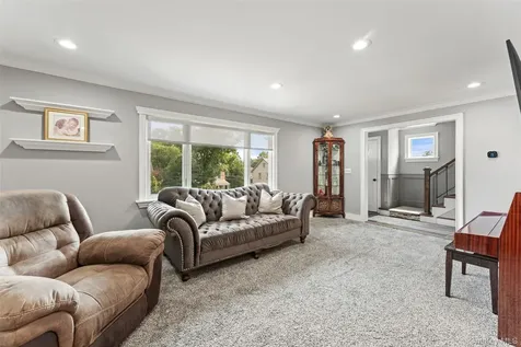 78 Tuckahoe Avenue Eastchester NY 10709