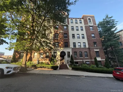 30 Windsor Terrace White Plains NY 10601