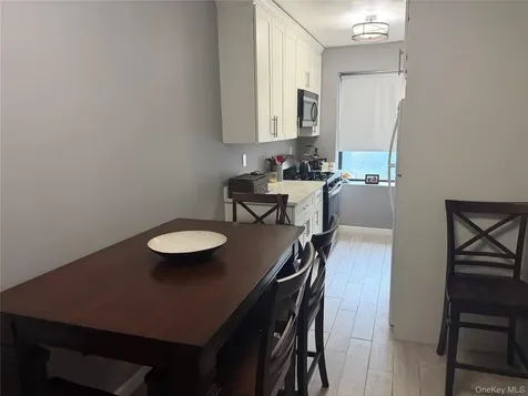 30 Windsor Terrace White Plains NY 10601