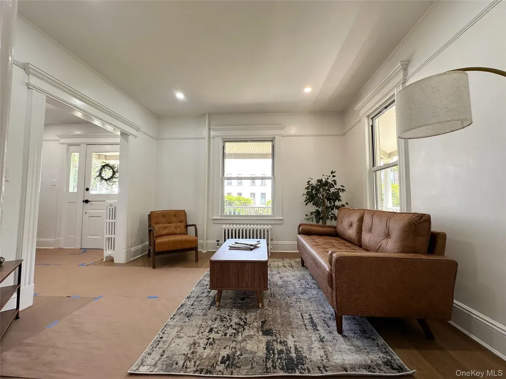 108 N Forest Avenue Rockville Centre NY 11570