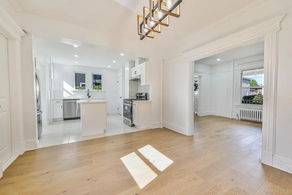 108 N Forest Avenue Rockville Centre NY 11570