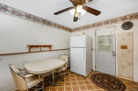 58 S Crescent Drive Farmingdale NY 11735