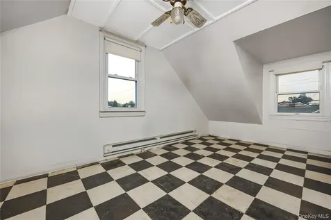 58 S Crescent Drive Farmingdale NY 11735