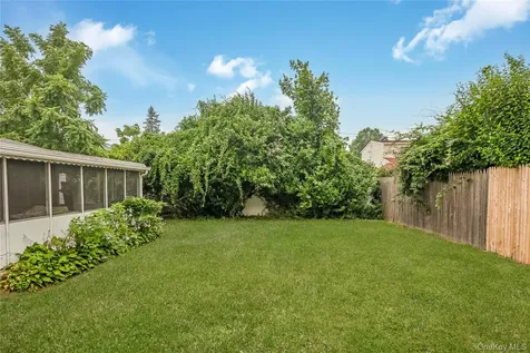 58 S Crescent Drive Farmingdale NY 11735