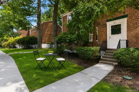 2 Fieldstone Drive Hartsdale NY 10530
