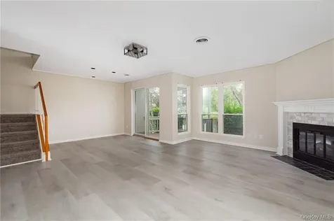 21 Pond Drive W Rhinebeck NY 12572
