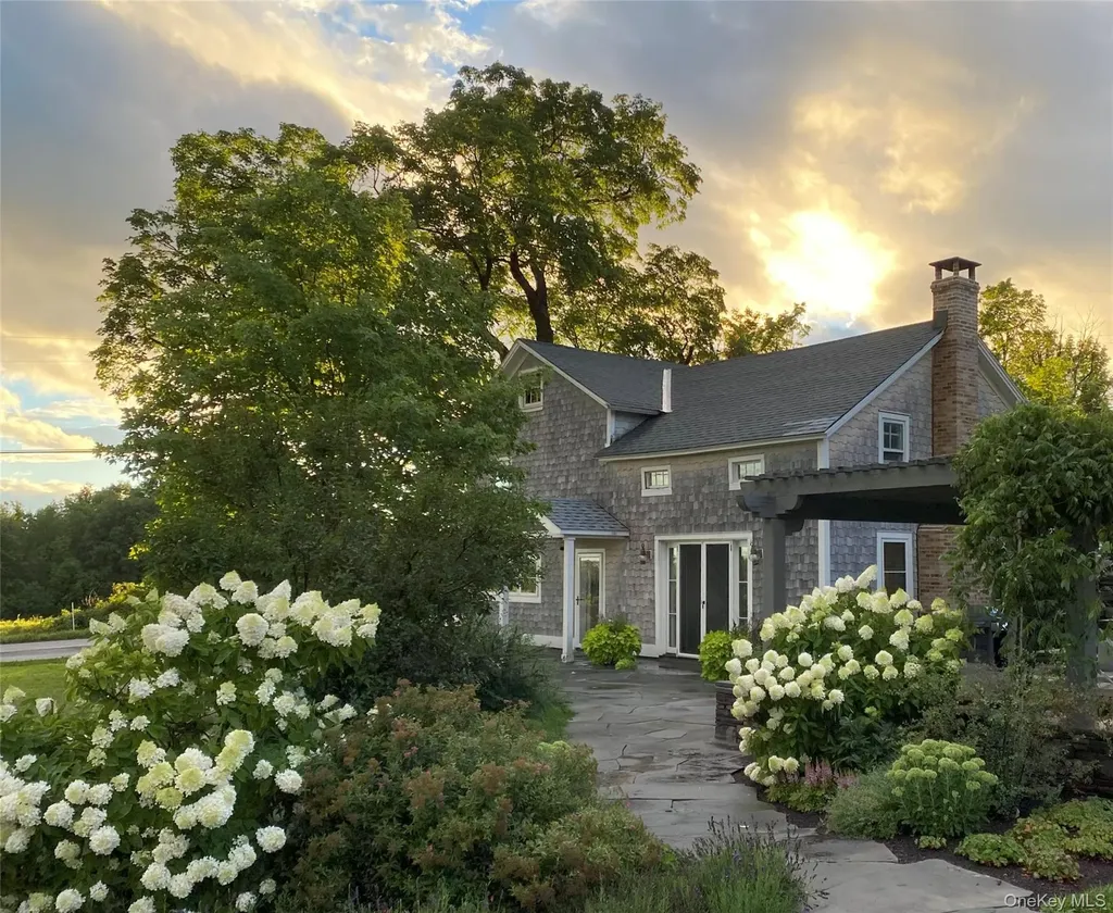 314 Schoolhouse Road Ghent NY 12017