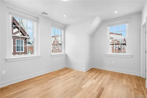 26 East Parkway Scarsdale NY 10583