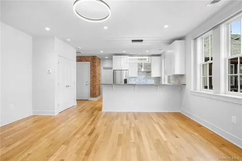 26 East Parkway Scarsdale NY 10583