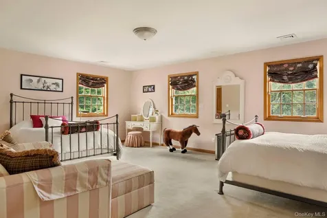 447 Shear Road Saugerties NY 12477