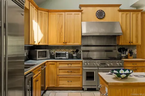 447 Shear Road Saugerties NY 12477
