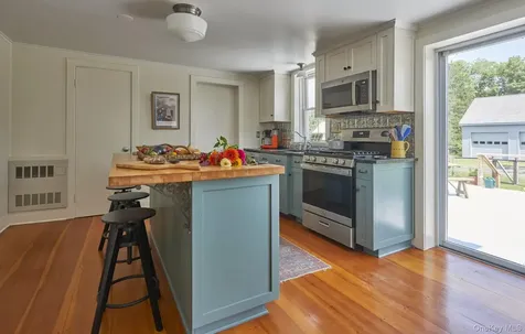 40 Young America Road Germantown NY 12526