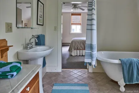 40 Young America Road Germantown NY 12526