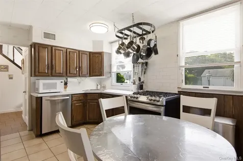 118 Magnolia Street Westbury NY 11590