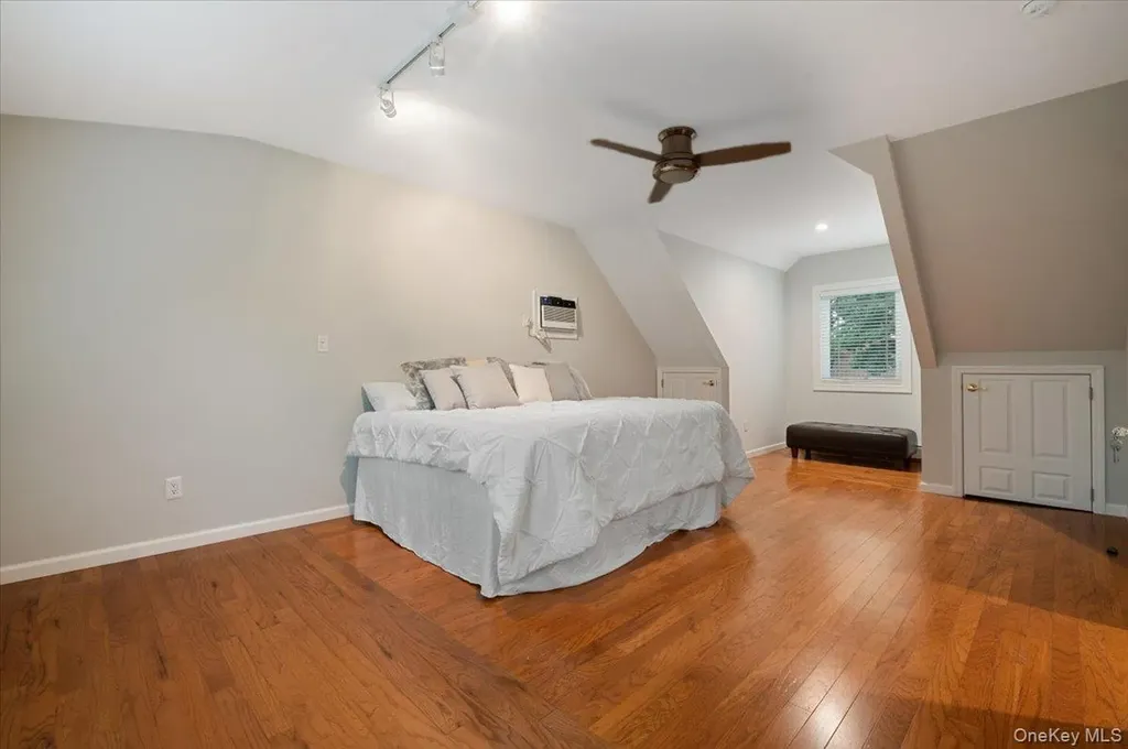 3850 Jean Avenue Bethpage NY 11714