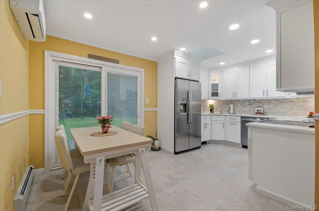 3850 Jean Avenue Bethpage NY 11714