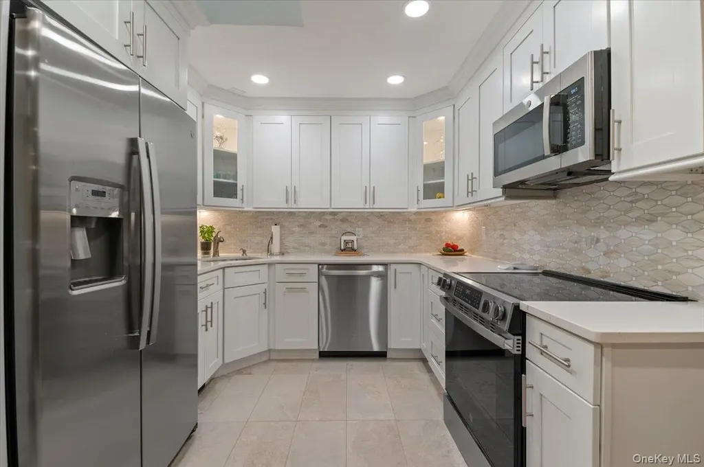 3850 Jean Avenue Bethpage NY 11714