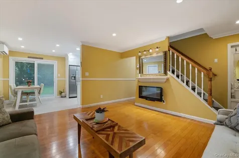 3850 Jean Avenue Bethpage NY 11714