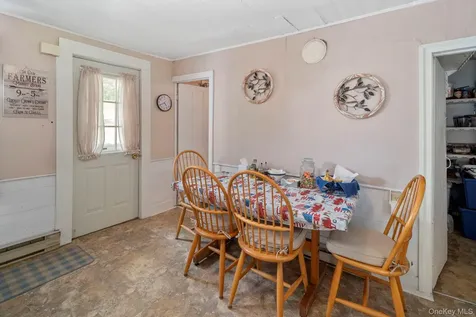 1841 State Route 10 Route Call Listing Agent NY 12093
