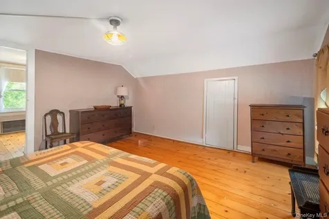1841 State Route 10 Route Call Listing Agent NY 12093